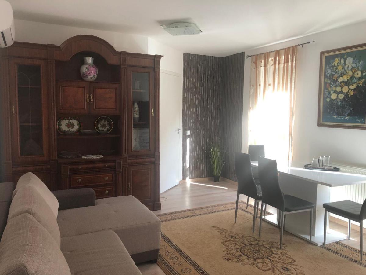 Edes Alom Guesthouse Сегед Екстер'єр фото