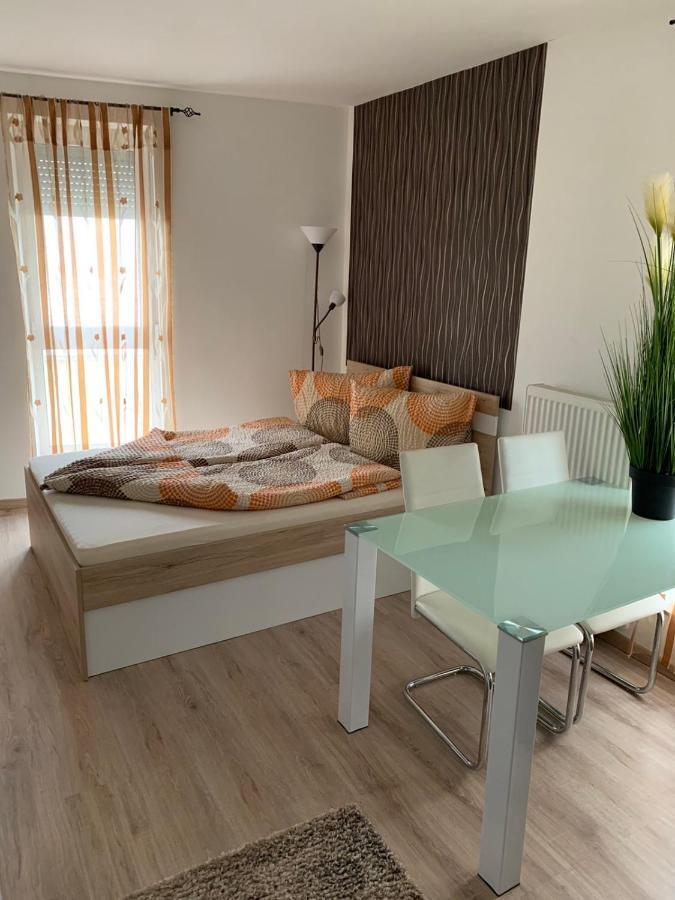 Edes Alom Guesthouse Сегед Екстер'єр фото